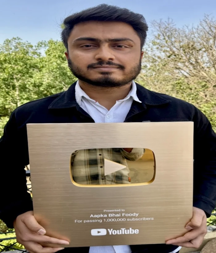 Aapka Bhai Foody — Food Influencer