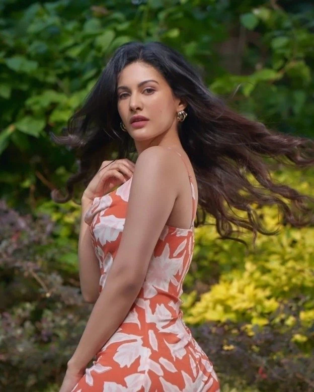 Amyra Dastur — Celebrities Celebrity