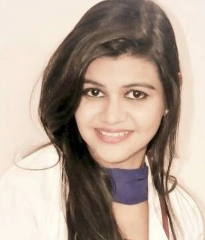 Dr. Samana Sayed — Education Influencer