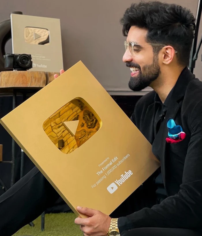 Karron S Dhinggra — Beauty Influencer