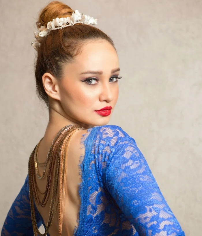 Stephanie Timmins — Beauty talent profile